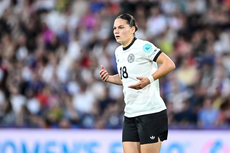Giovanna Hoffmann soll bei RB Leipzig um die 70.000 Euro pro Jahr verdienen.