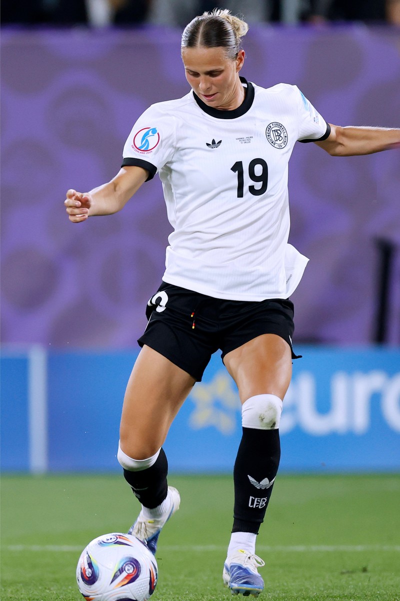 Klara Bühl spielt eigentlich beim FC Bayern München.