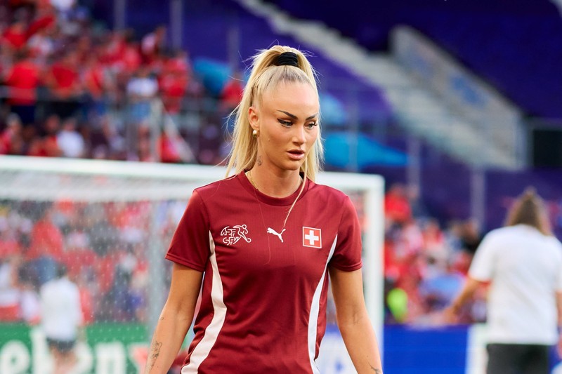 Alisha Lehmann wird im Netz immer wieder angefeindet. Doch sie hat eigentlich nur eine Mission.