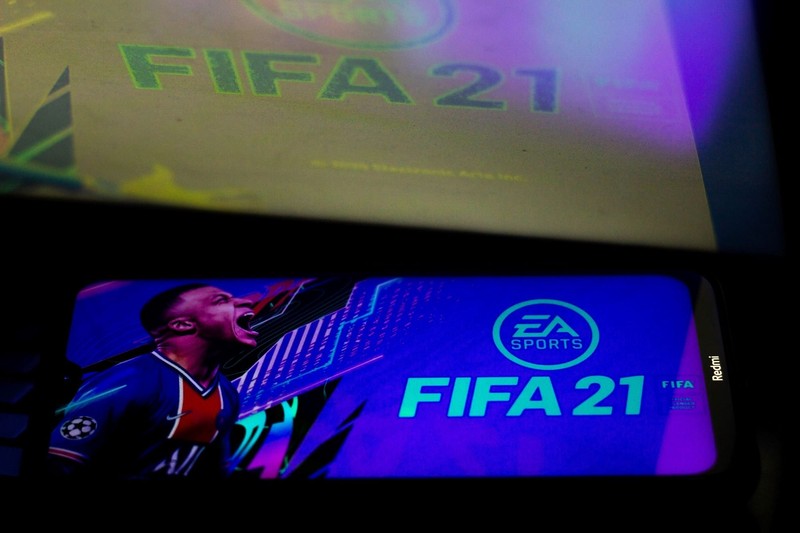 FIFA21 konntest du nicht nur auf der Konsole, sondern auch auf dem Handy genießen.