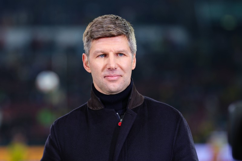 Thomas Hitzlsperger spricht über die schwere Zeit vor seinem Outing.