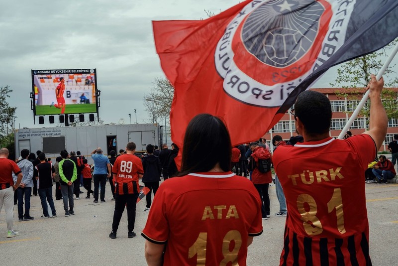 Viele deutsche Spiele hat es zu türkischen Fußballvereinen gezogen.