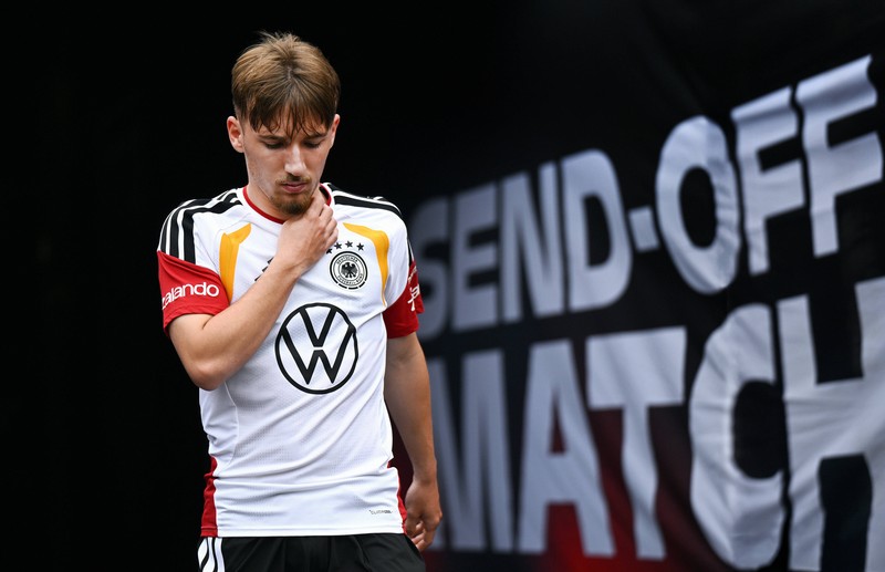 Lennart Karl fällt für die WM 2026 aus. Ouédraogo wurde nachnominiert.