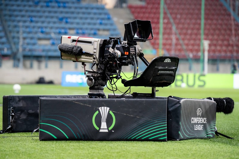 Welche Anbieter übertragen ab 2027 die Europa und Conference League?