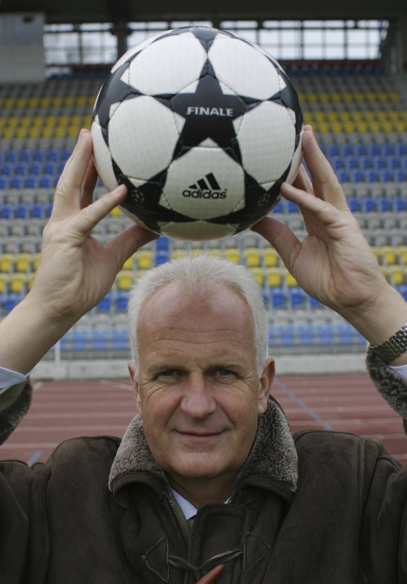 Bernd Stange war ein inoffizieller Mitarbeiter der Stasi.