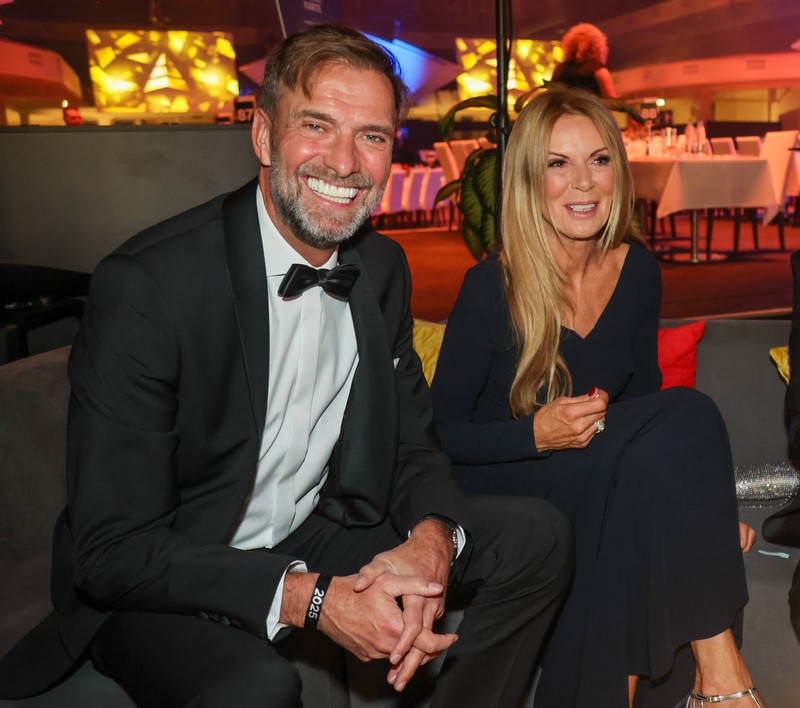 Jürgen Klopp ist in zweiter Ehe glücklich verheiratet.